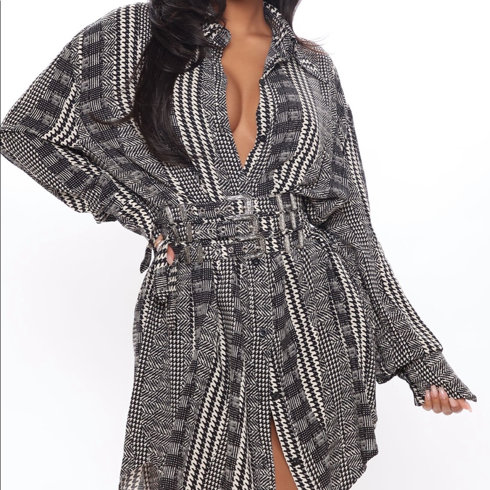 Houndstooth Dress with belt!